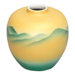 Kutani ware No. 3 single flower vase, mountain range green, porcelain, made in Japan