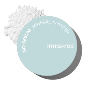 Innisfree No-Sebum Mineral Powder 5G (Loose Powder) Authentic Korean Cosmetics: Stays on for longer, poreless, and oily skin. Anti-shine, smooth, and sebum-free. Portable and convenient for touch-ups, this Korean cosmetic offers a natural finish for sensitive skin and oily skin. Popular for its cost-effectiveness, it provides a translucent finish, prevents stickiness, and is perfect for men. Affordable, it's perfect for 24-hour moisturizing, even on dull and acne-prone skin. Hypoallergenic and perfect for travel, it's perfect for saving time on the T-zone. It's a matte, radiant, and lightweight Korean cosmetic.
